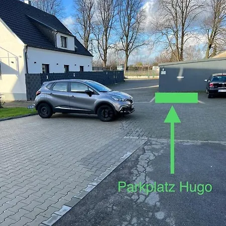 Hugo *
